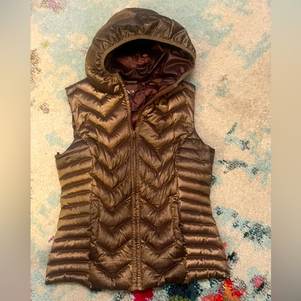 Be By Blanc Noir puffer vest. Size medium. Copper color.